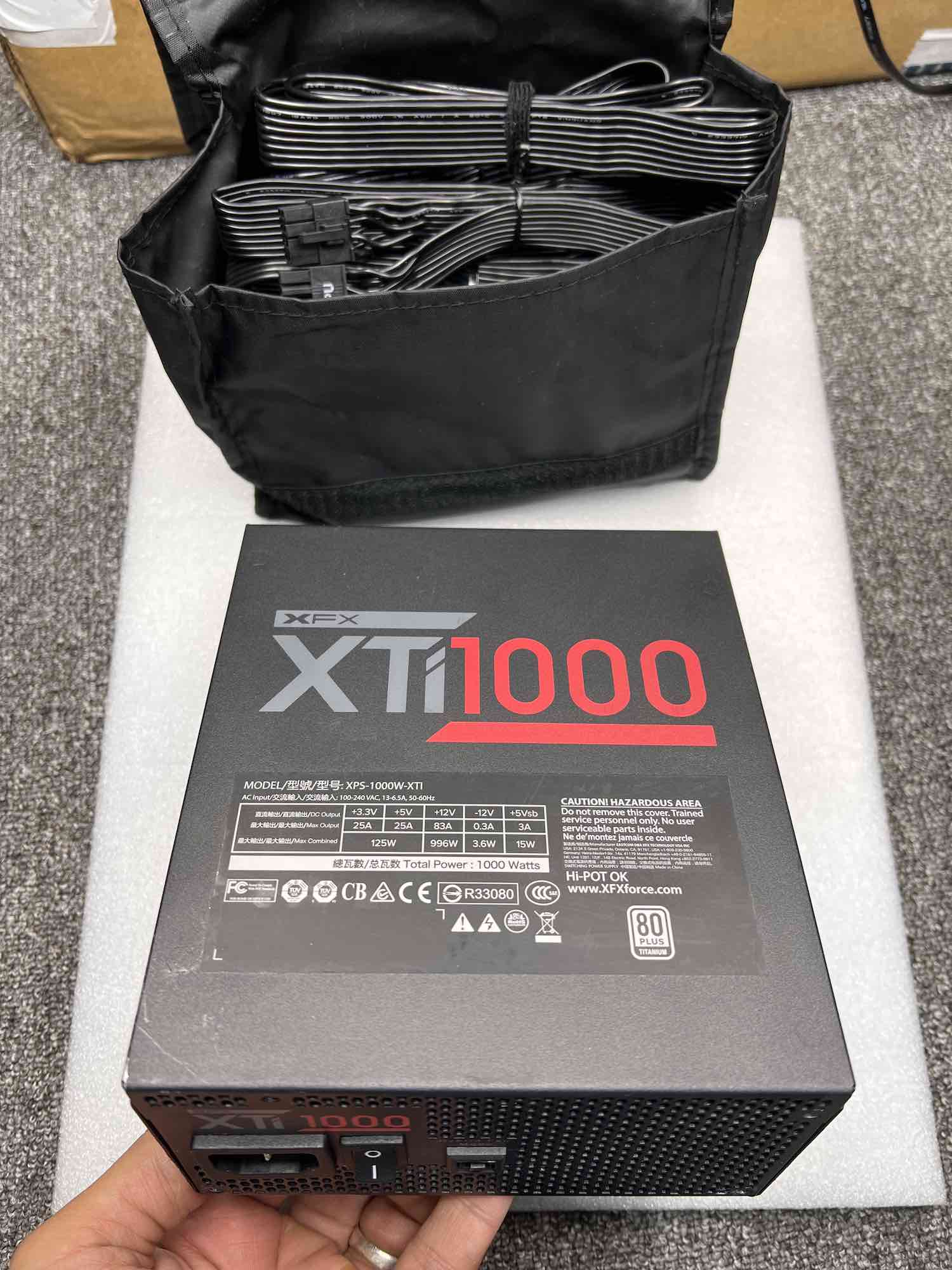 xfx xti 1000w titanium