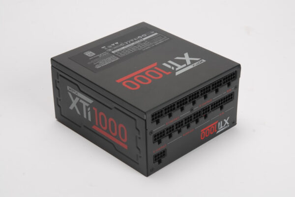 منبع تغذیه XFX XTi-1000W
